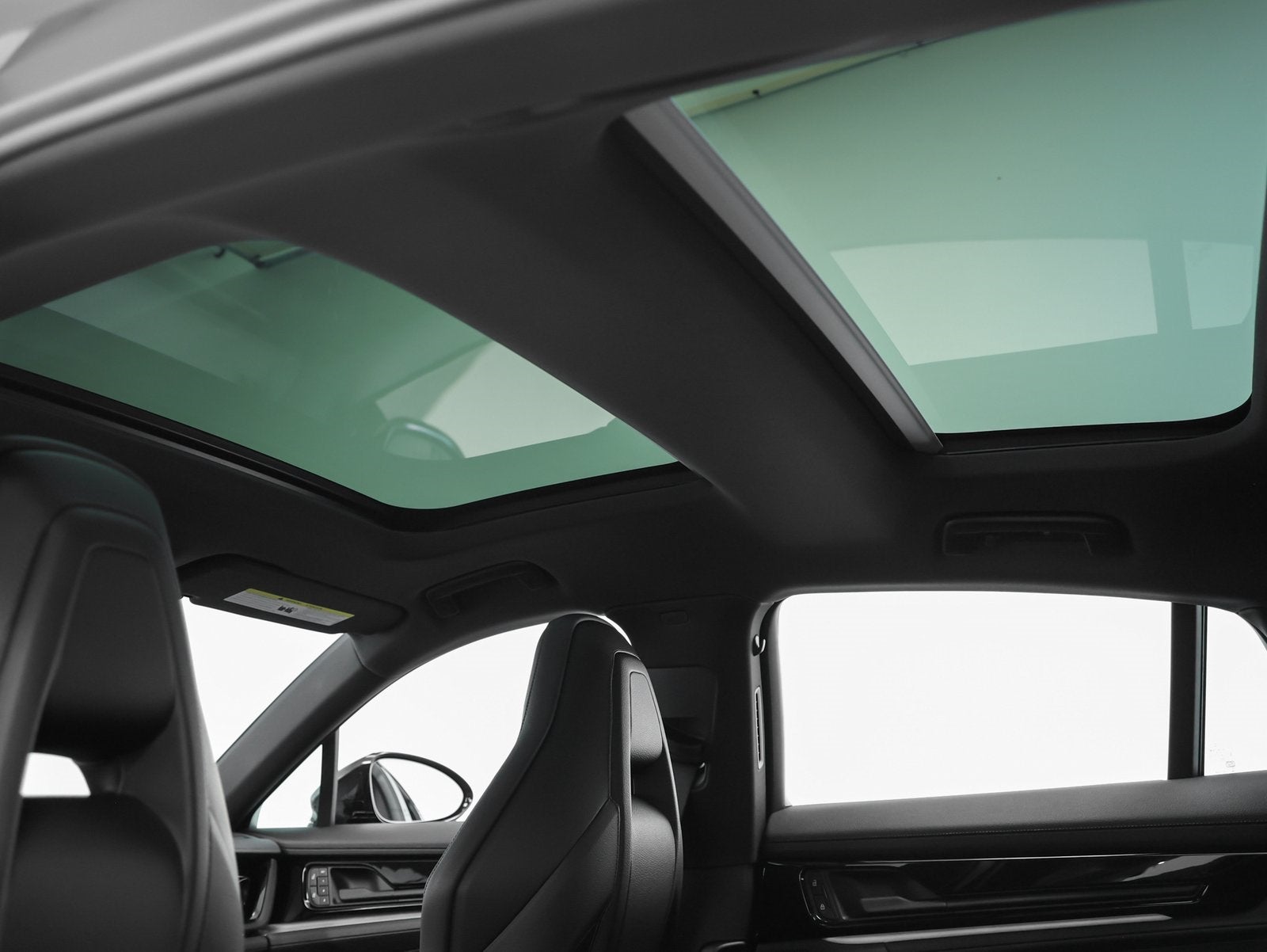 2025 Porsche Panamera Panamera 4