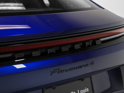 2026 Porsche Panamera 4