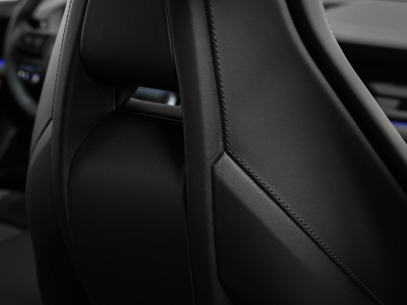 2026 Porsche Panamera 4