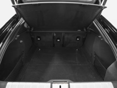 2026 Porsche Panamera 4