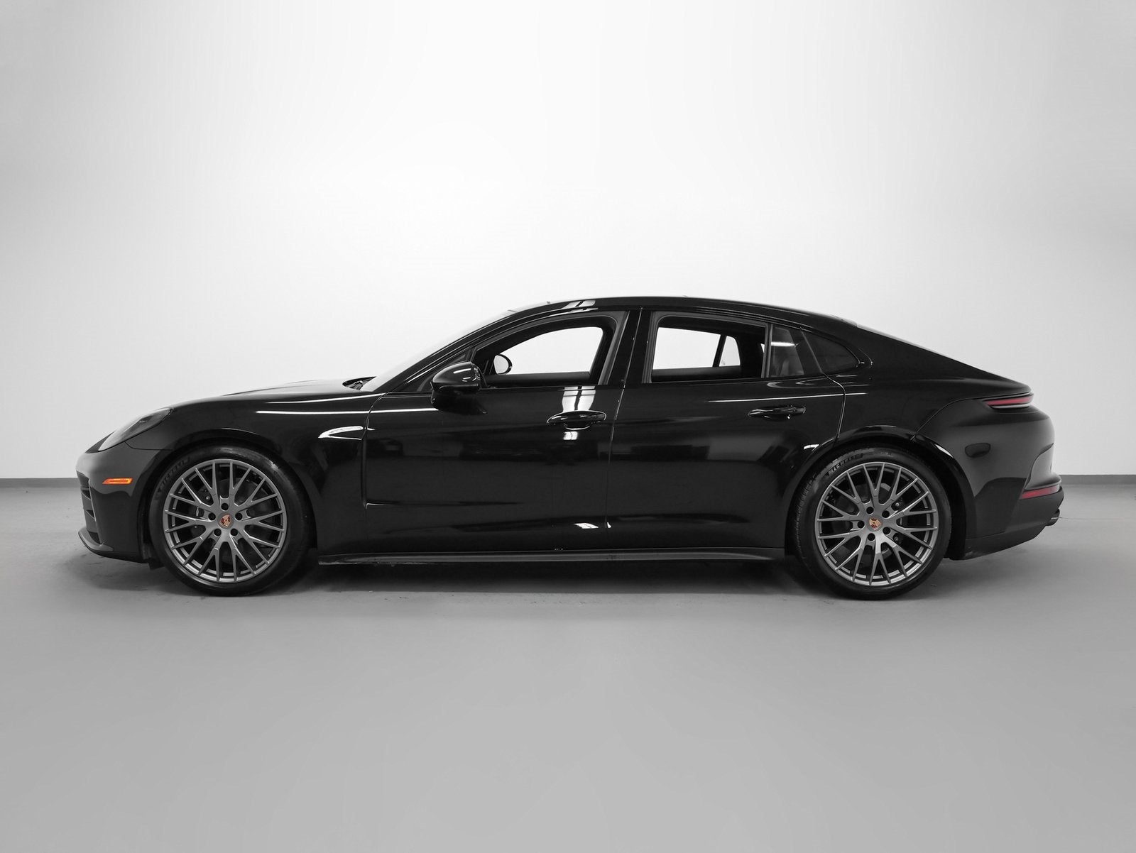 2026 Porsche Panamera 4