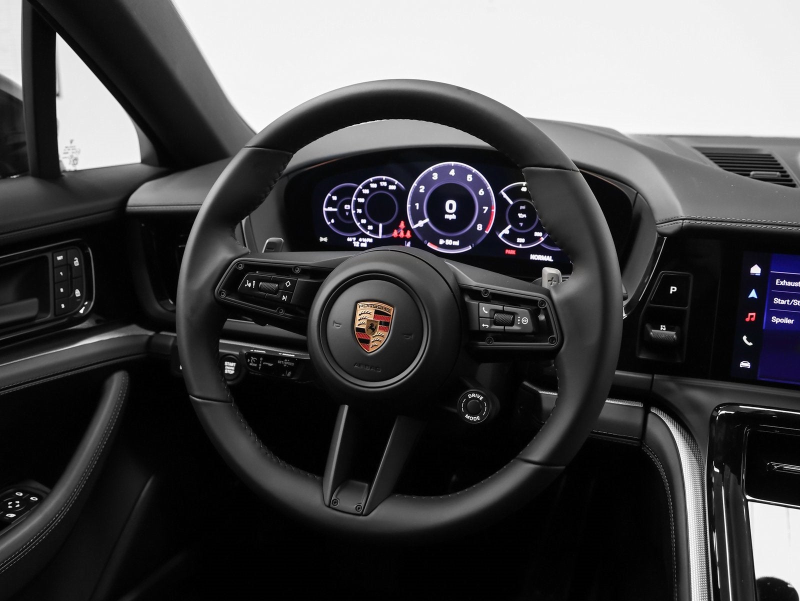 2026 Porsche Panamera 4