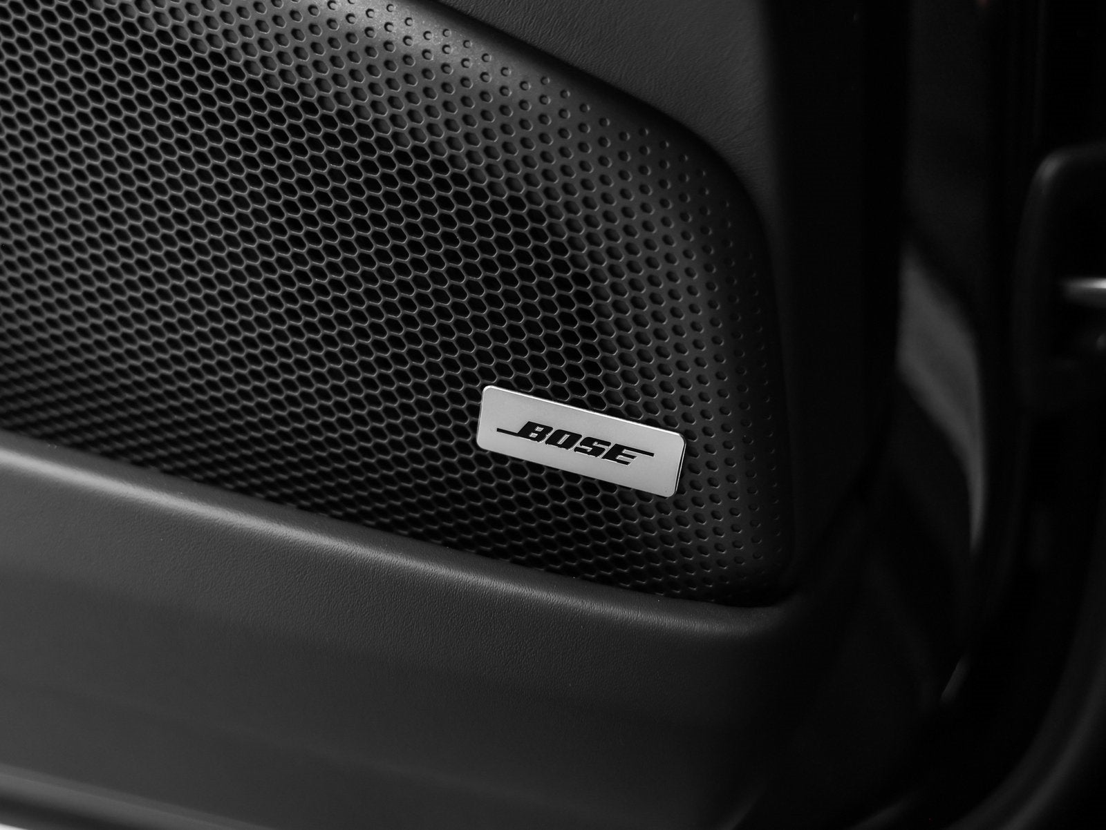 2026 Porsche Panamera 4