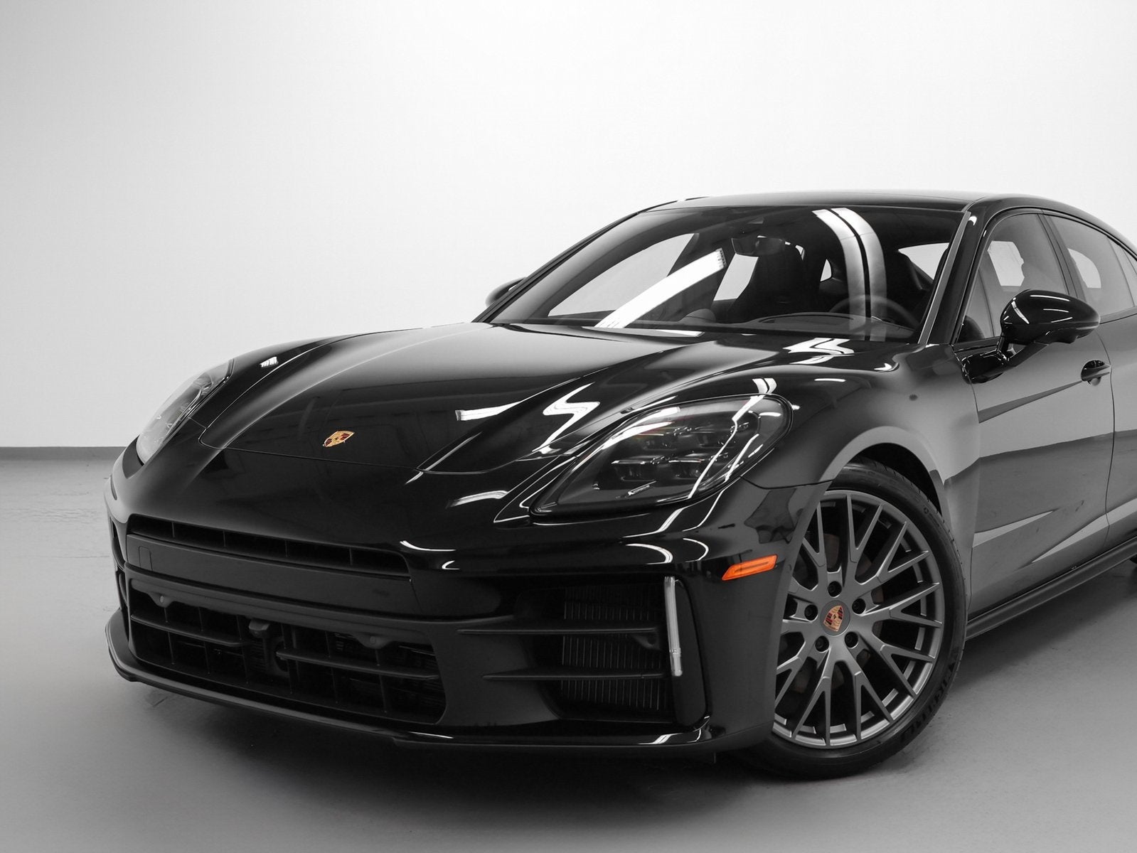 2026 Porsche Panamera 4