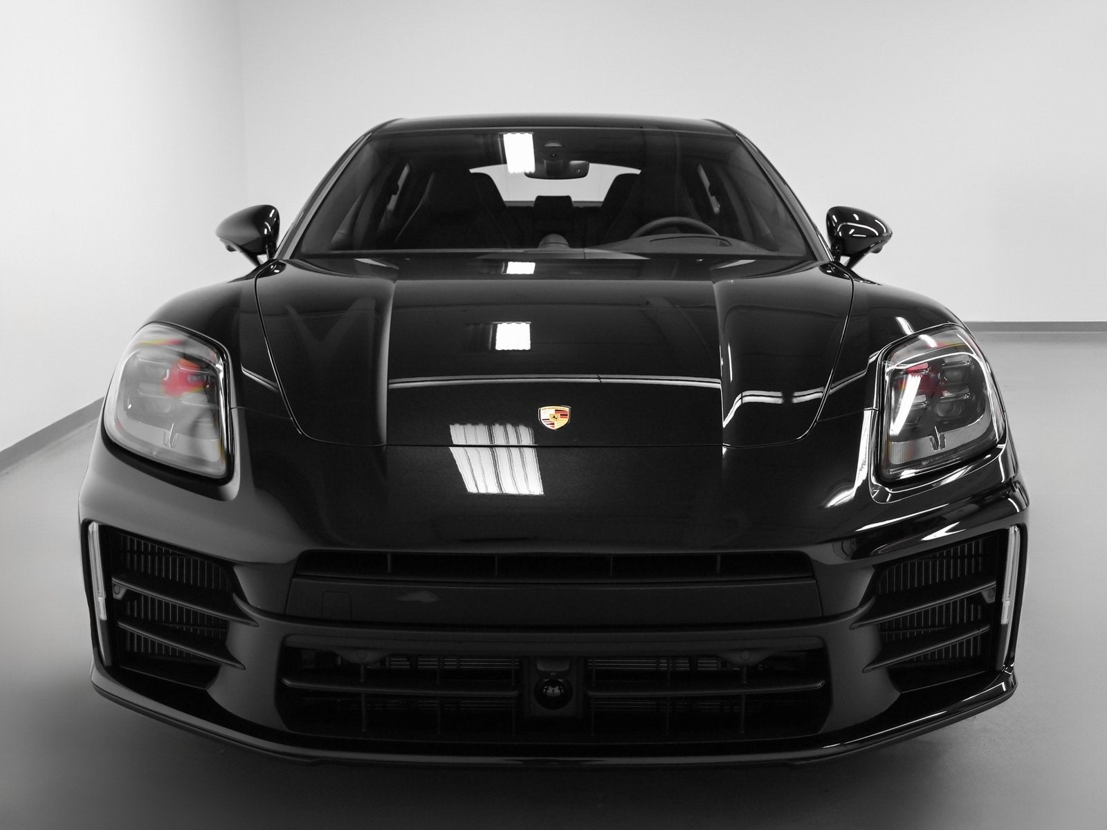 2026 Porsche Panamera 4