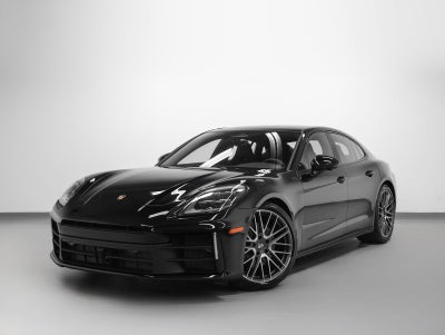 2026 Porsche Panamera Panamera 4