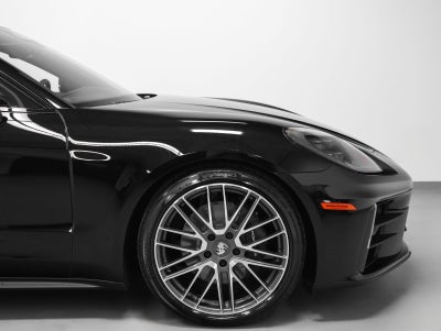 2026 Porsche Panamera Panamera 4