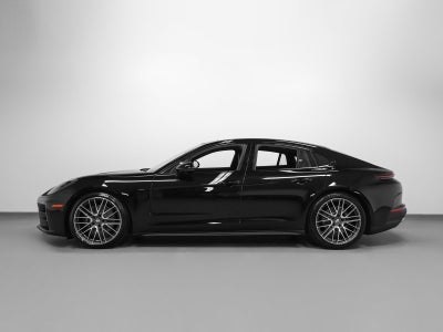 2026 Porsche Panamera Panamera 4