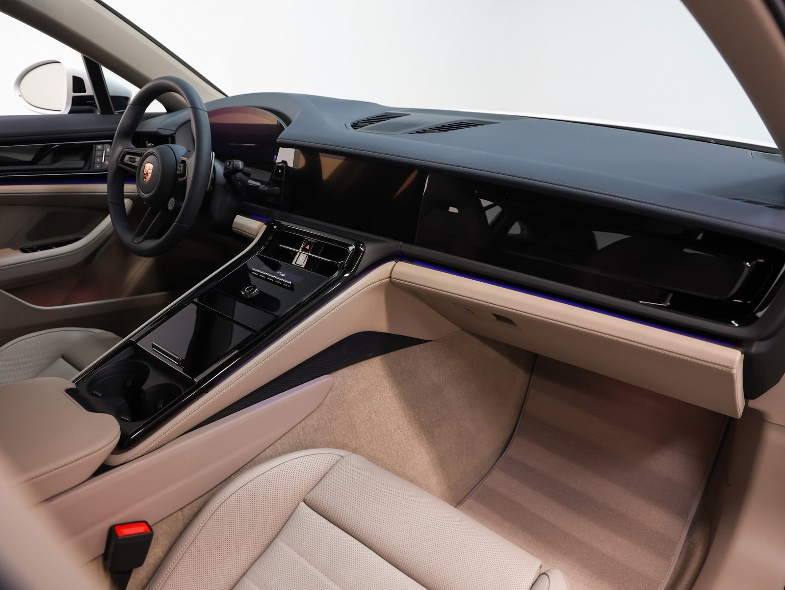 2026 Porsche Panamera 4