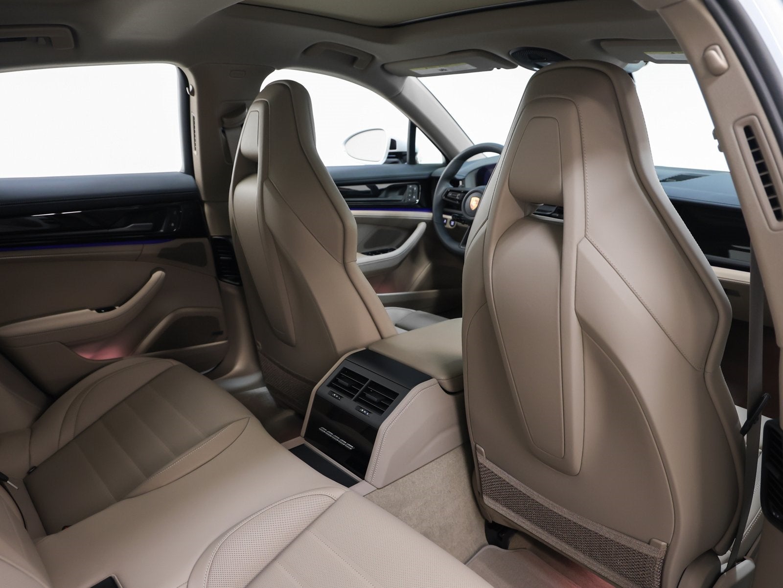 2026 Porsche Panamera 4