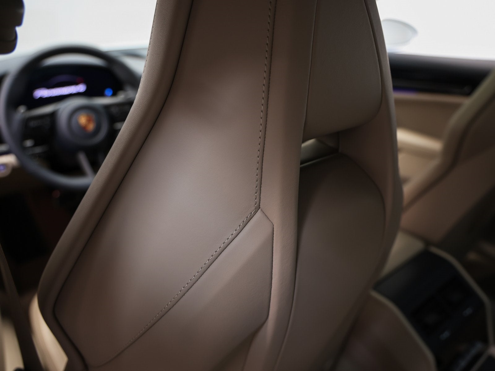 2026 Porsche Panamera 4