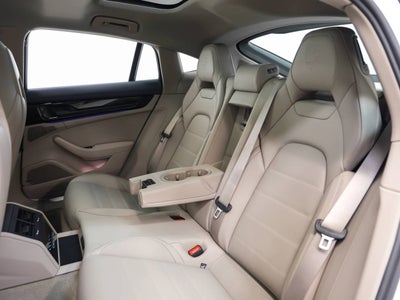 2026 Porsche Panamera Panamera 4