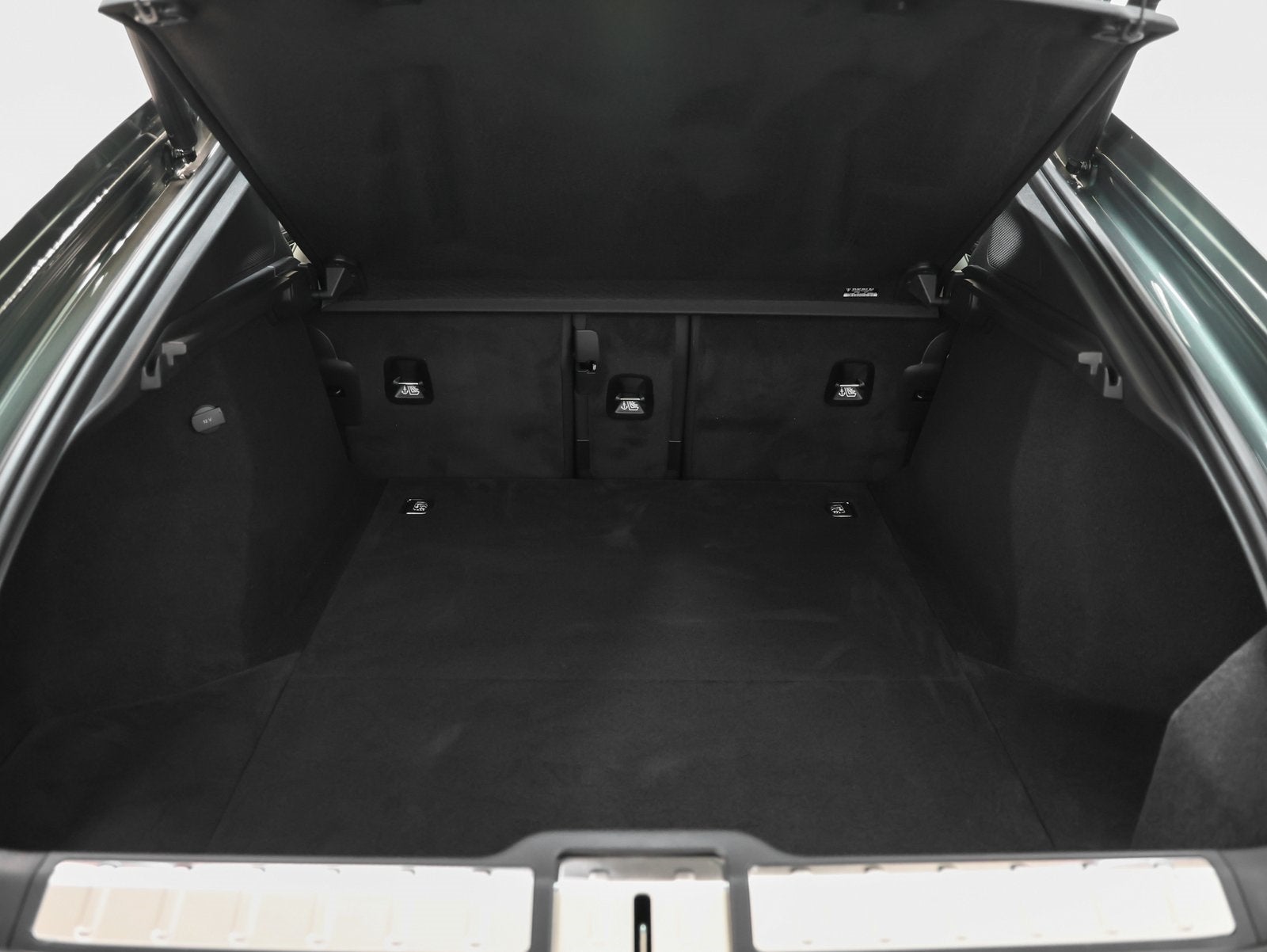 2026 Porsche Panamera 4