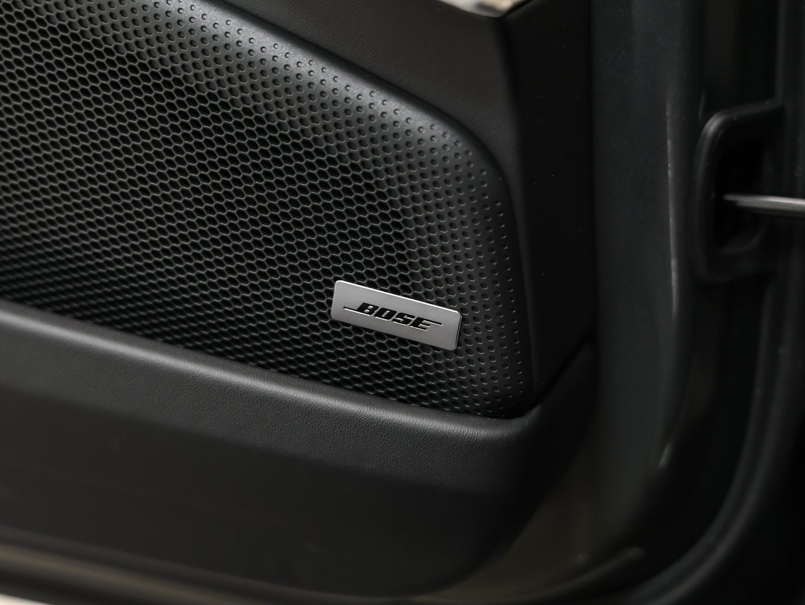 2026 Porsche Panamera 4