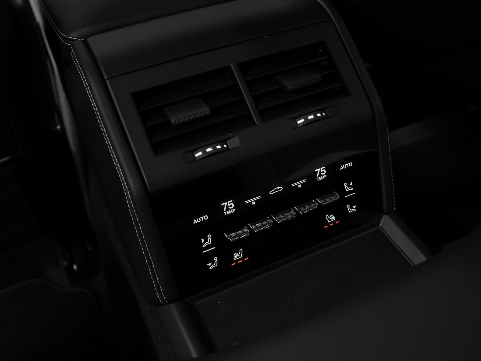 2026 Porsche Panamera 4