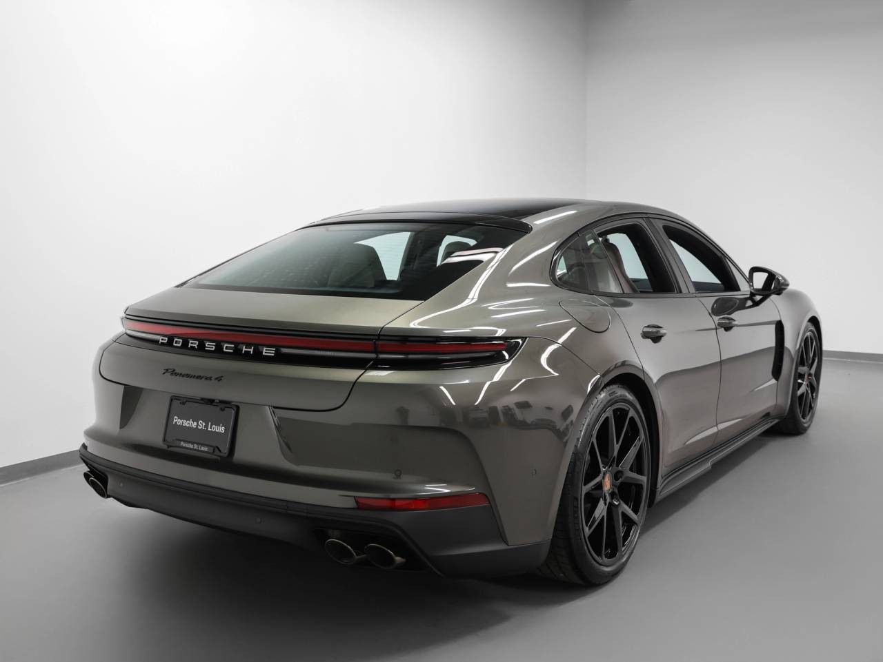 2026 Porsche Panamera Panamera 4