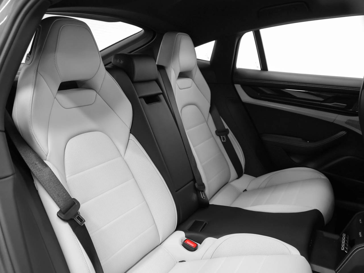 2026 Porsche Panamera Panamera 4