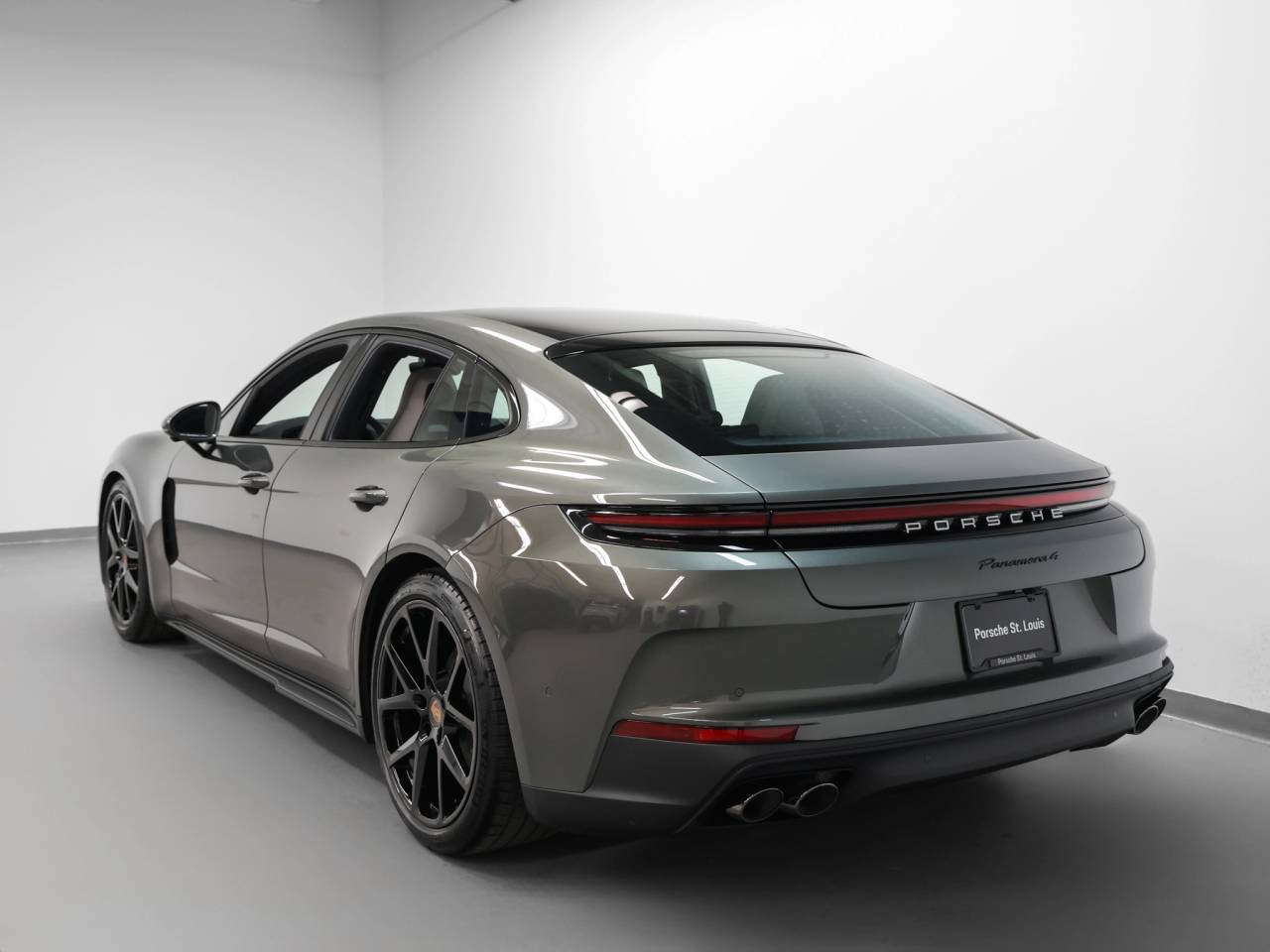 2026 Porsche Panamera Panamera 4