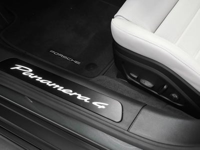 2026 Porsche Panamera Panamera 4