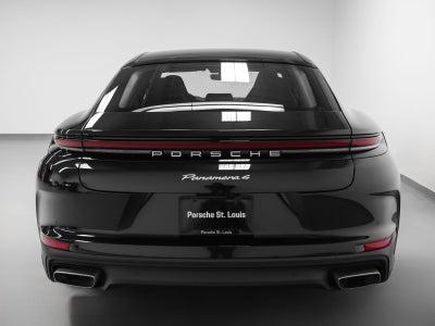 2026 Porsche Panamera 4