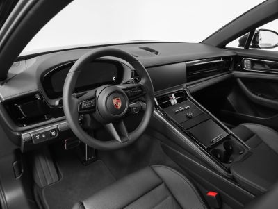 2026 Porsche Panamera 4