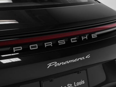 2026 Porsche Panamera 4