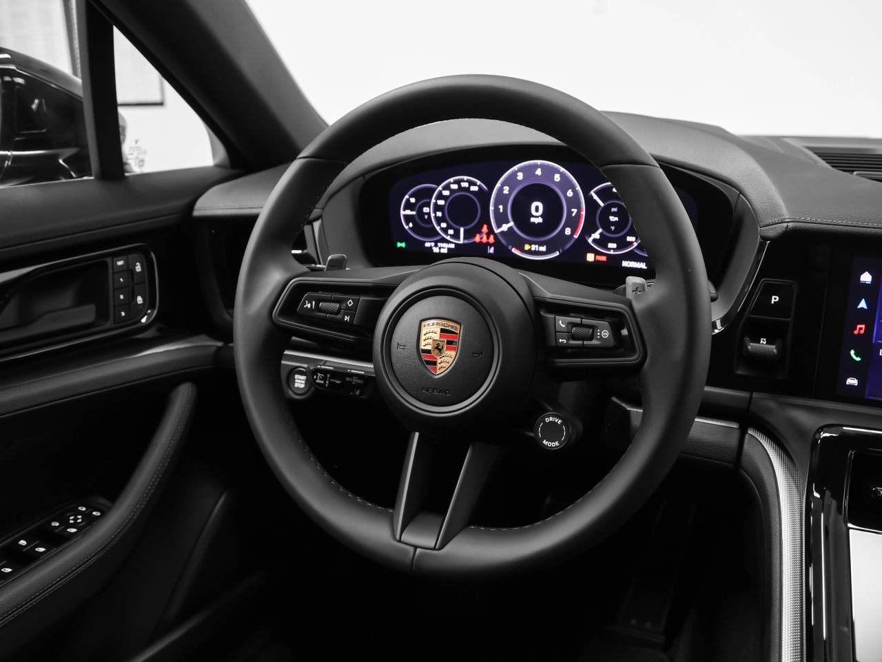 2026 Porsche Panamera 4