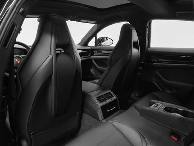 2026 Porsche Panamera 4