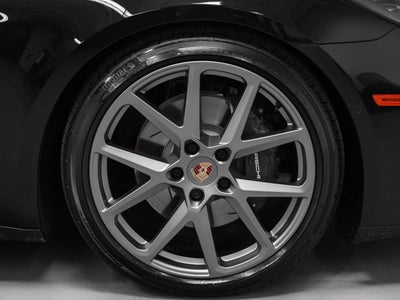 2026 Porsche Panamera 4