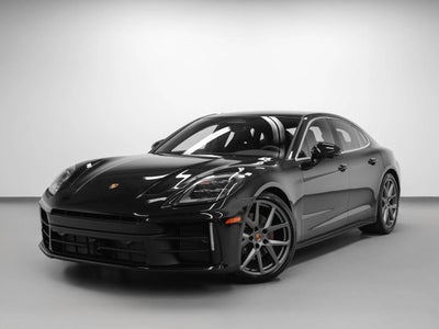 2026 Porsche Panamera 4