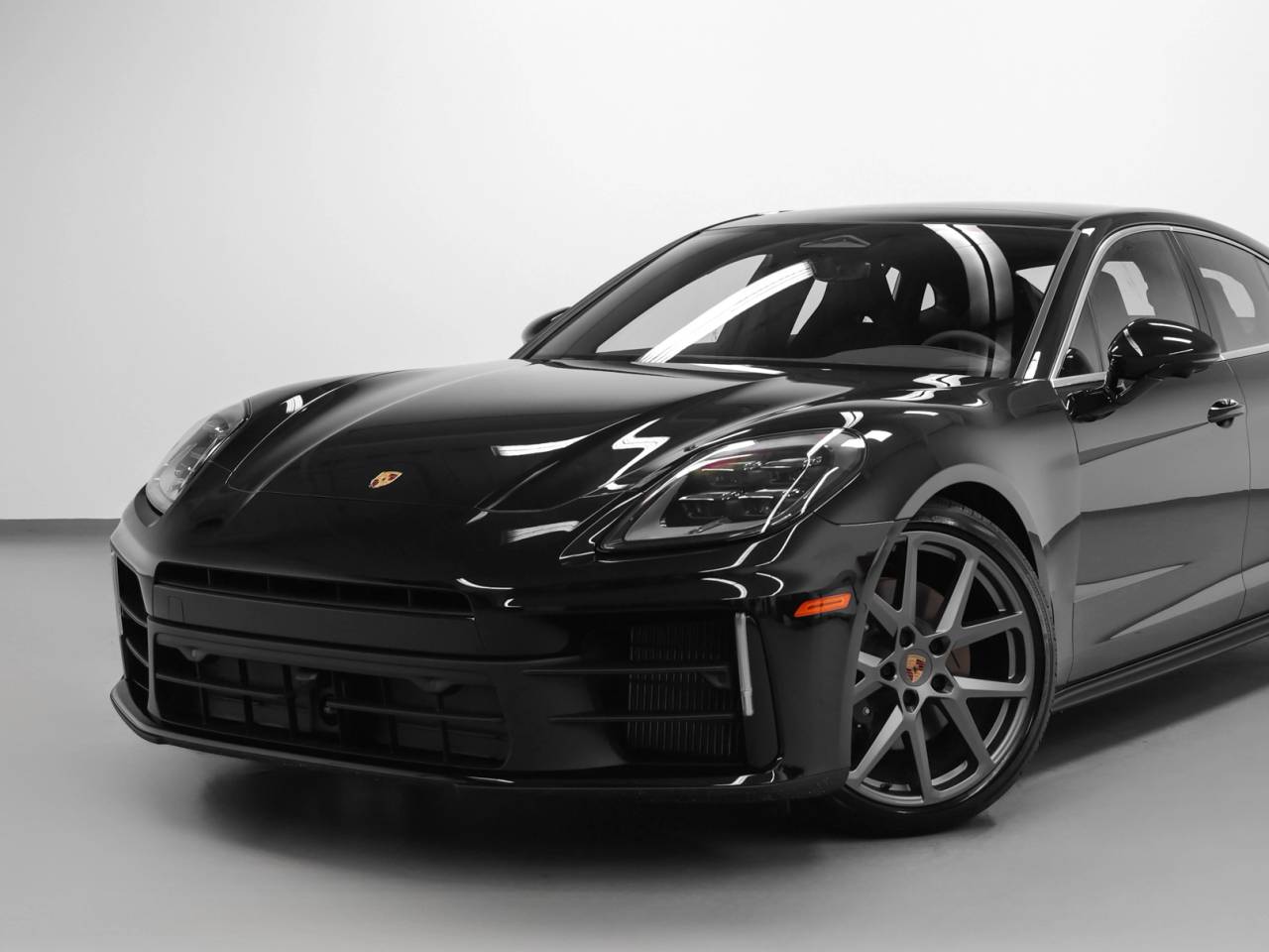 2026 Porsche Panamera 4