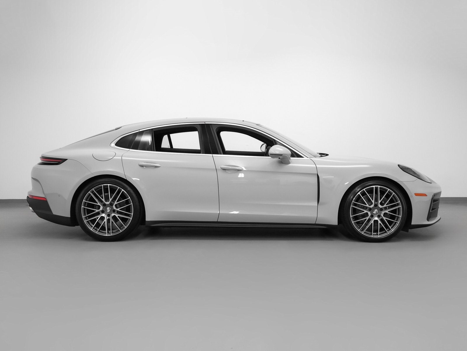 2025 Porsche Panamera Panamera 4