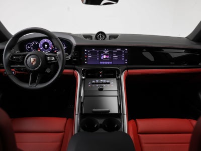 2025 Porsche Panamera Panamera 4