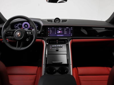 2025 Porsche Panamera Panamera 4