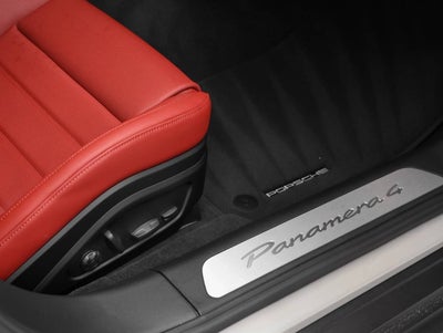 2025 Porsche Panamera Panamera 4