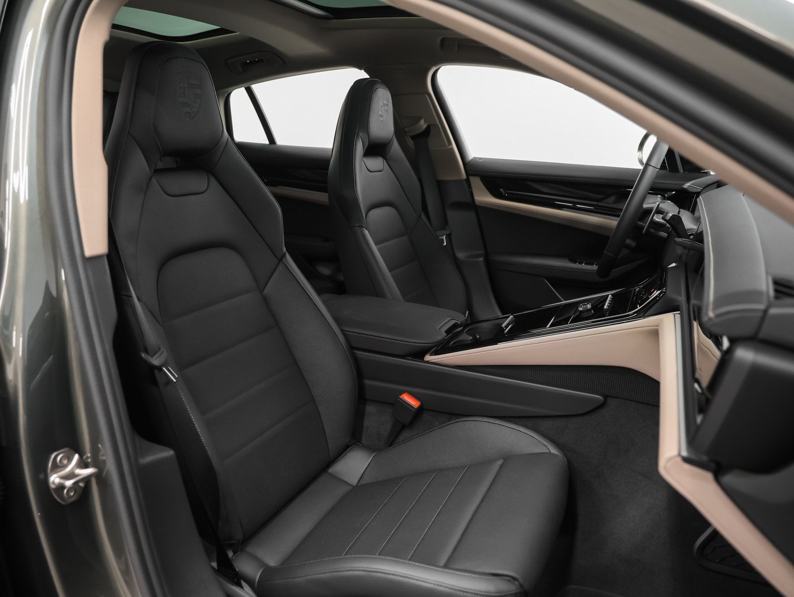 2026 Porsche Panamera 4