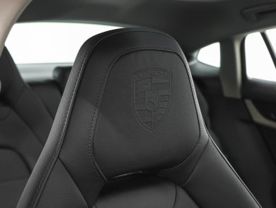 2026 Porsche Panamera 4