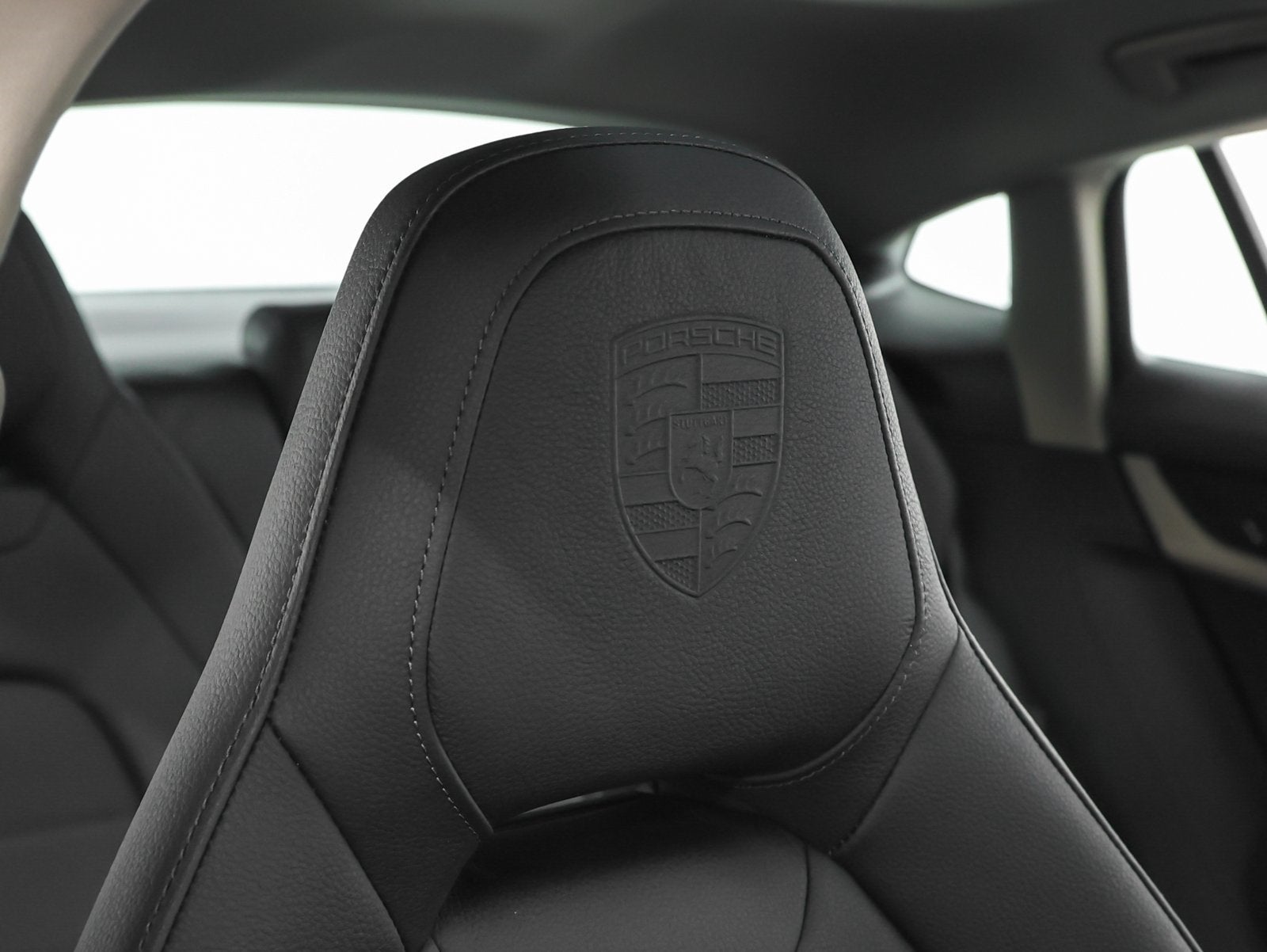 2026 Porsche Panamera 4