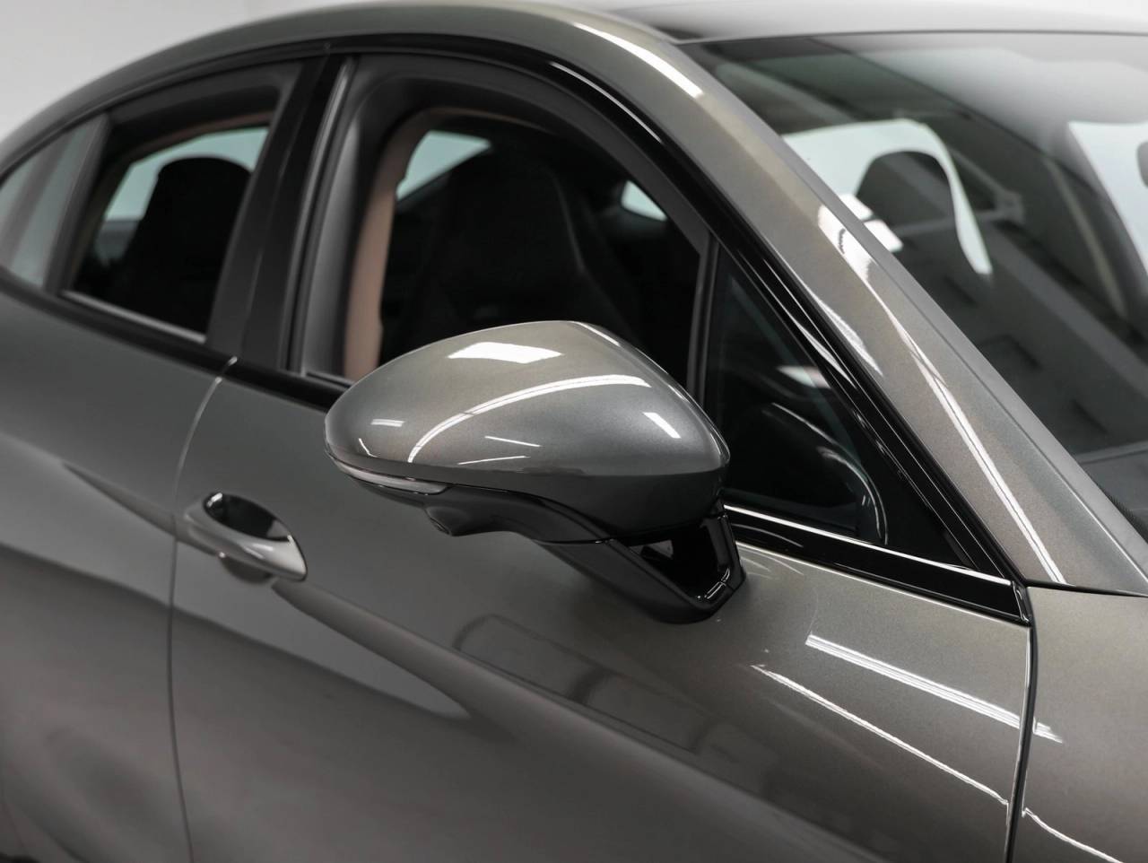 2026 Porsche Panamera 4