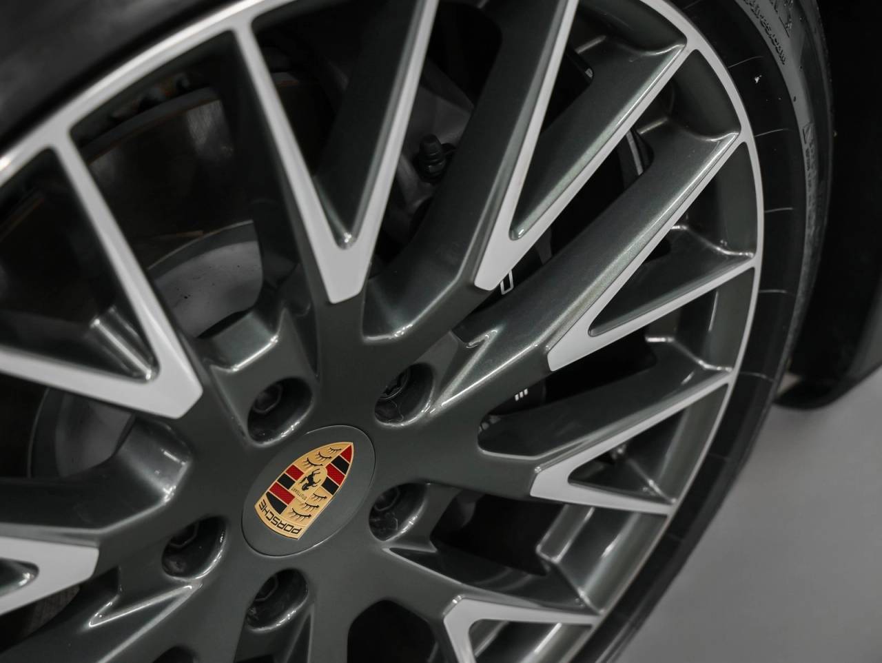 2026 Porsche Panamera 4