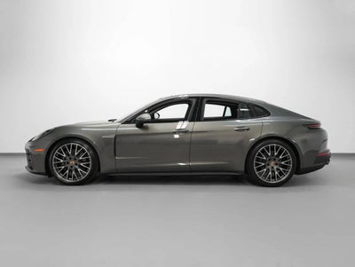 2026 Porsche Panamera 4