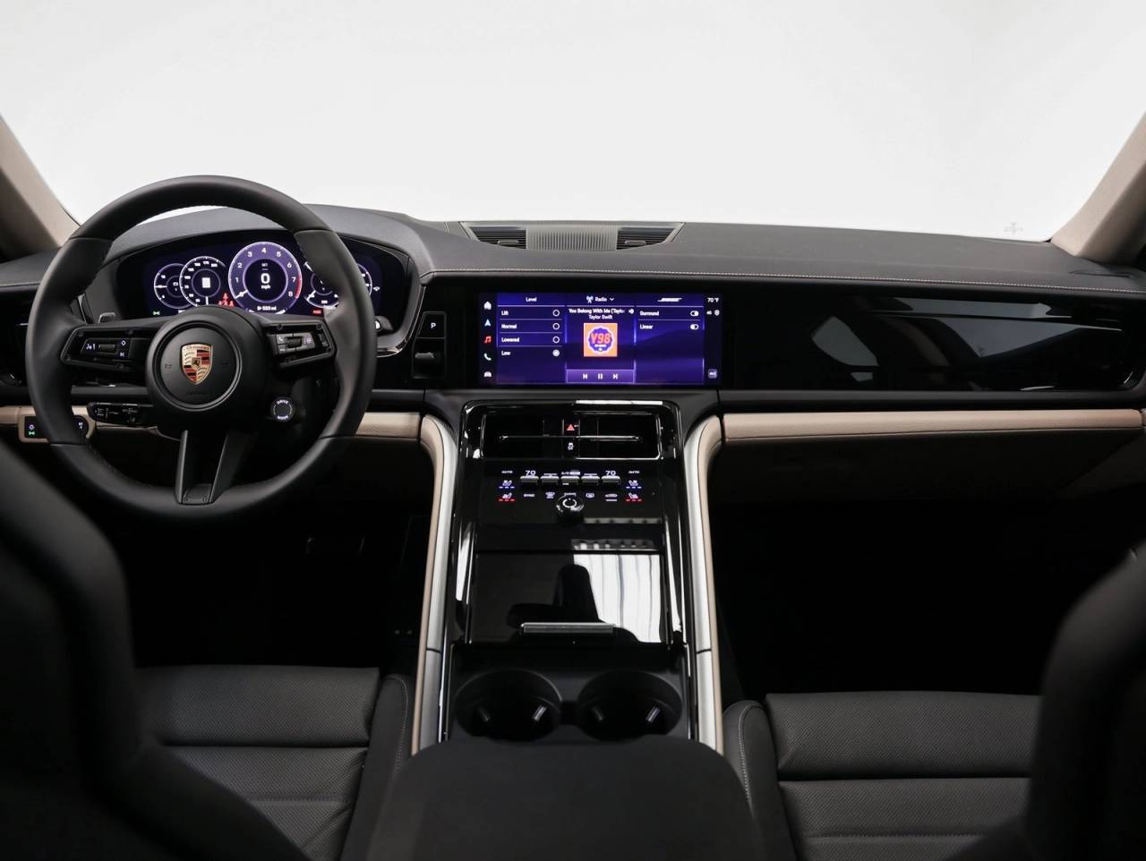 2026 Porsche Panamera 4