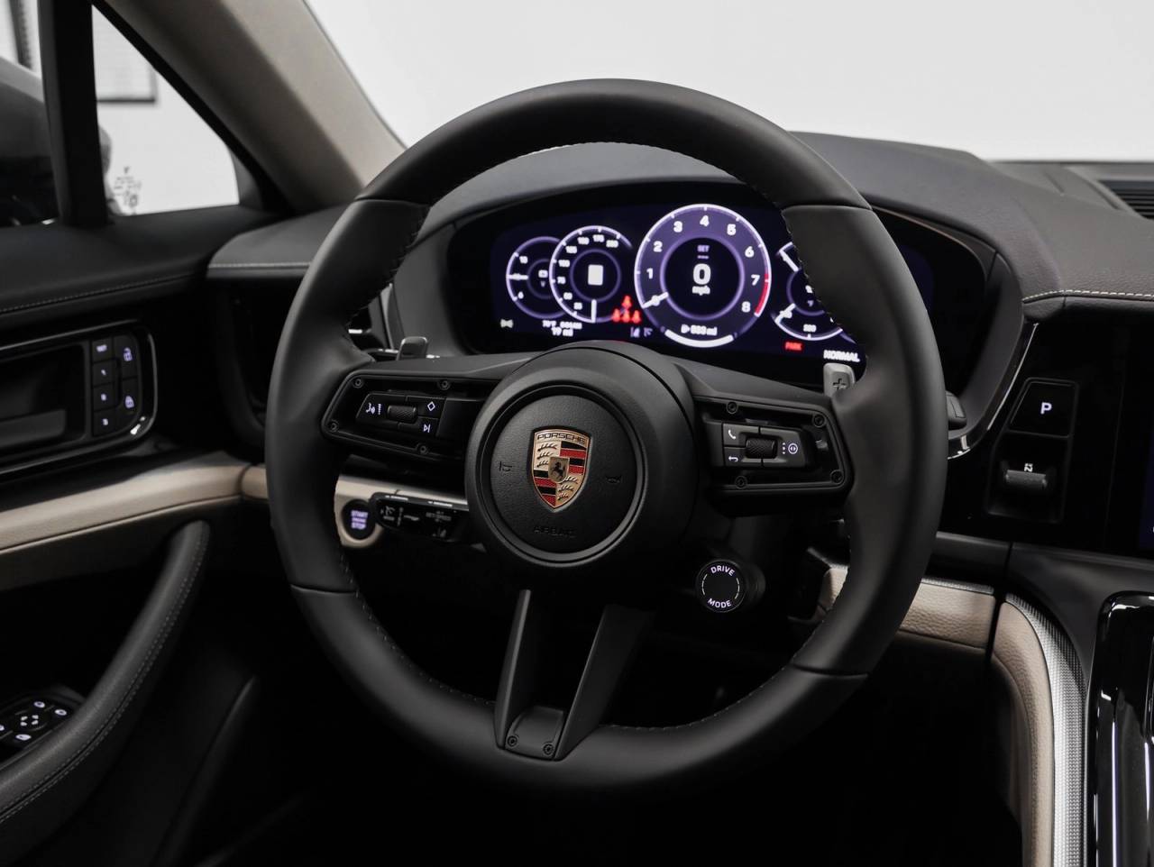 2026 Porsche Panamera 4