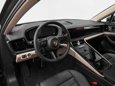 2026 Porsche Panamera 4