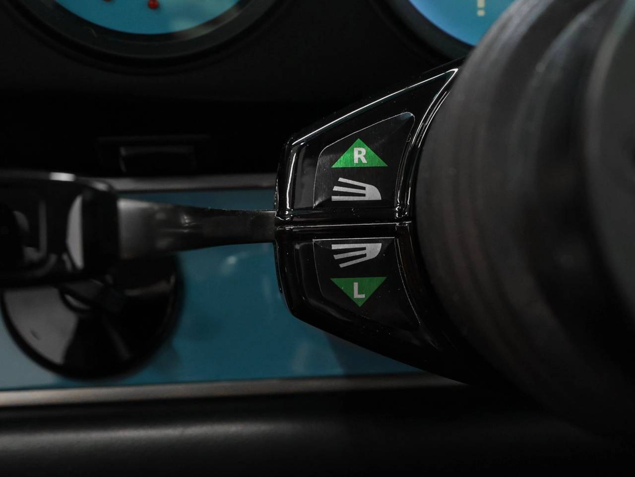 1989 Porsche 911 911 Carrera 4 Coupe