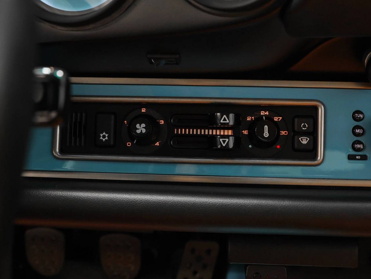 1989 Porsche 911 911 Carrera 4 Coupe