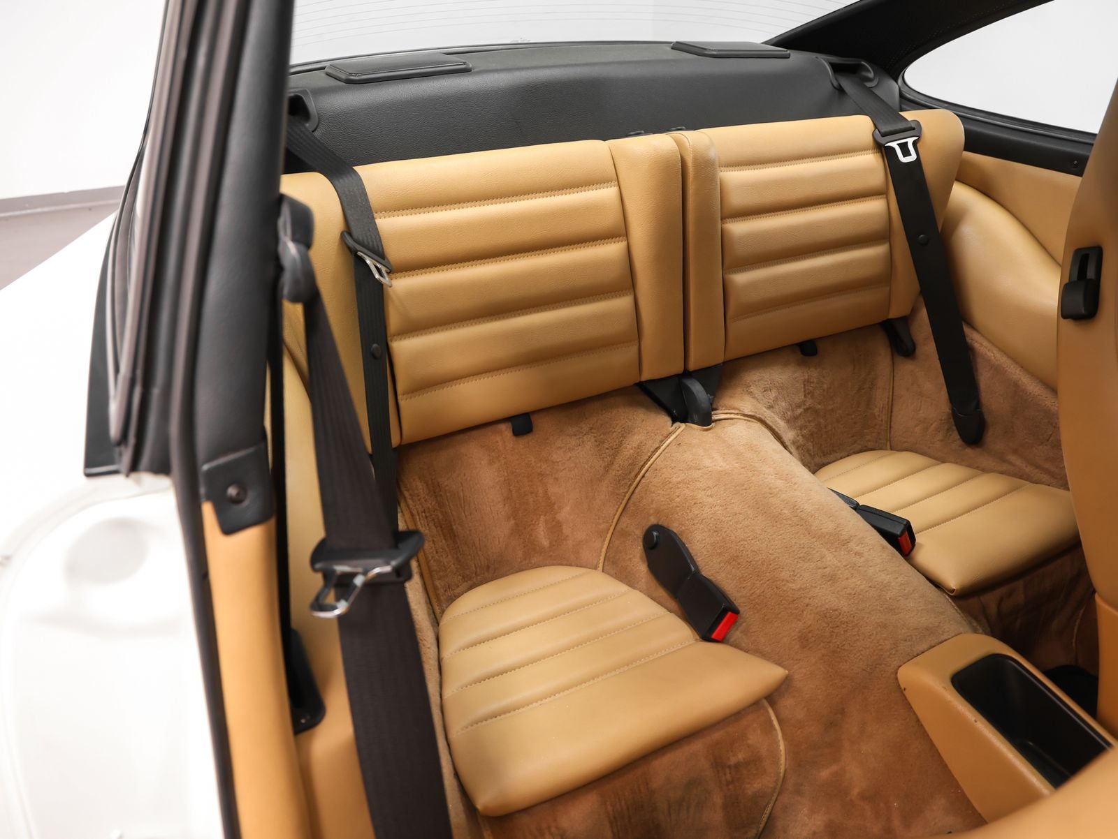 1994 Porsche 911 911 Carrera 4 Coupe Turbo-Look