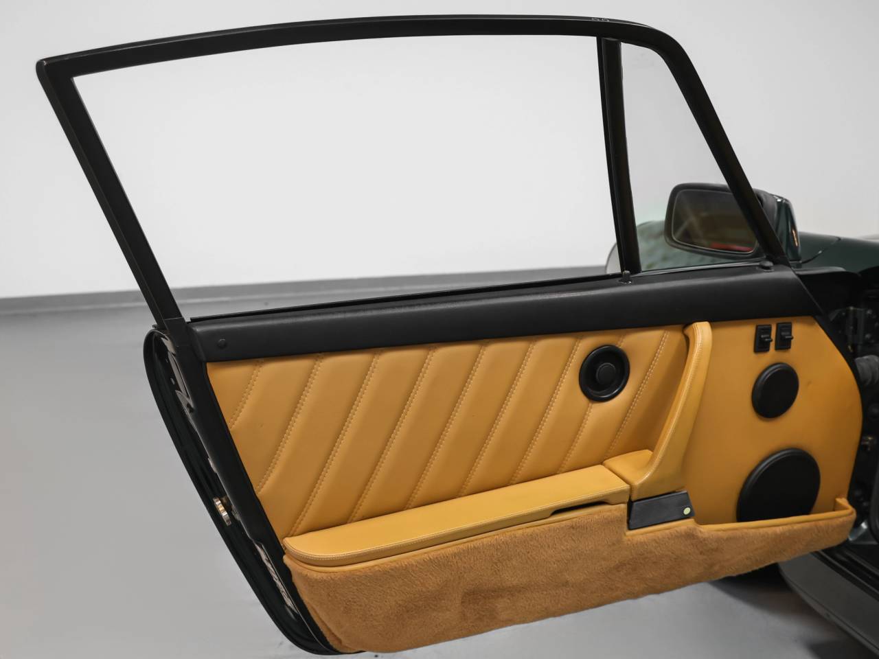 1990 Porsche 911 911 Carrera 2 Coupe