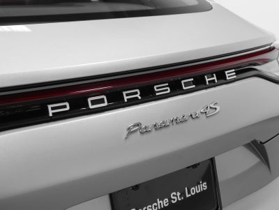 2023 Porsche Panamera 4S
