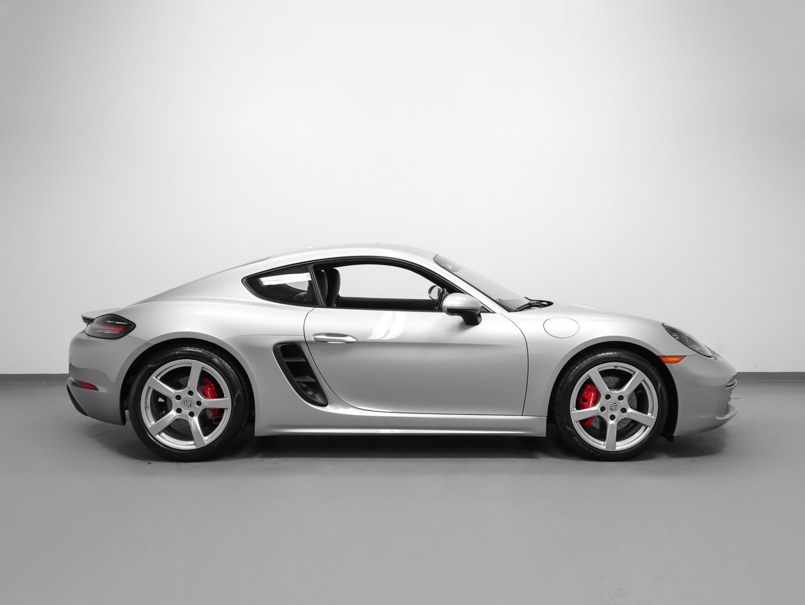 2021 Porsche 718 Cayman S